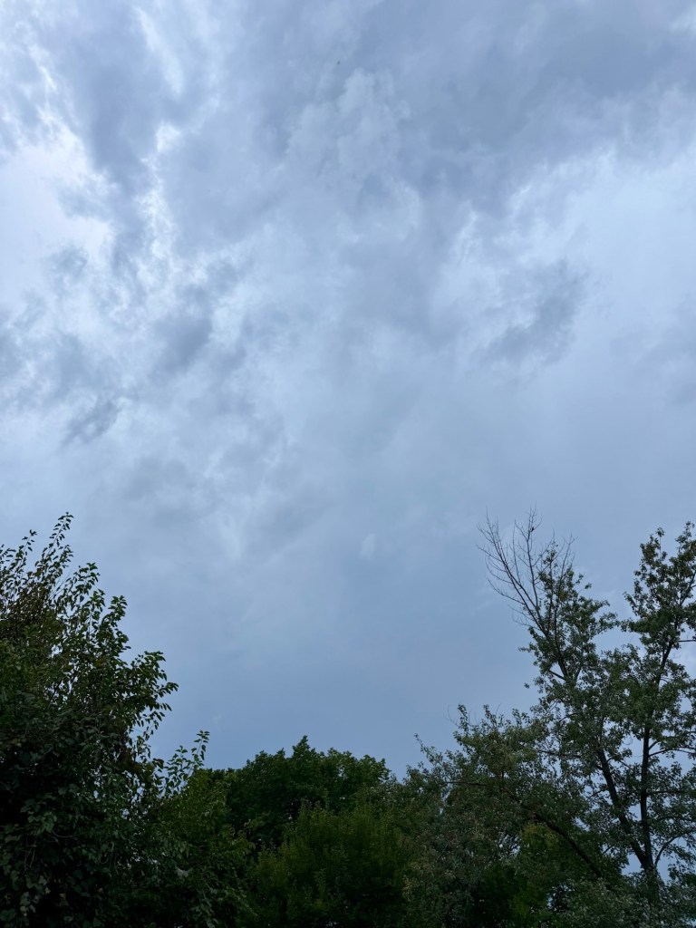 Thickening evening cloud cover over Raytown on September 15